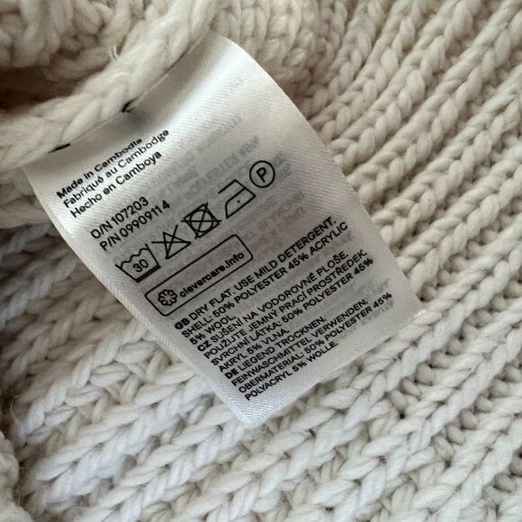 H&M - light beige knit sweater - high neck - wool blend - size s - Picture 4 of 5